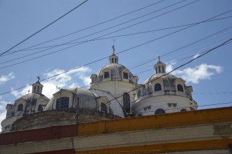 Les trois coupoles: une matinée à Quetzaltenango